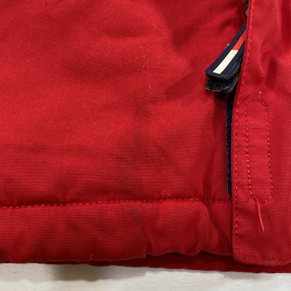 Tommy Hilfiger 90s jacket. - Picture 4 of 6